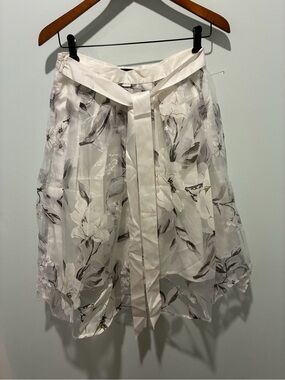 MAAC LONDON White Floral Organza Circle Skirt with White Waist Sash Medium